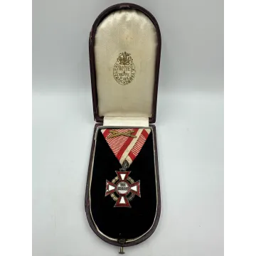Austro-Węgry,  VERDIENST Krzyż Zasługi Wojskowej III klasa + pudełko Kochert / Rothe