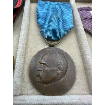 Medal Dziesięciolecia Odzyskanej Niepodległości IIRP Polska Piłsudski