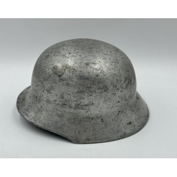 Hełm niemiecki miniatura M35 M40 M42 Niemcy Wehrmacht III rzesza